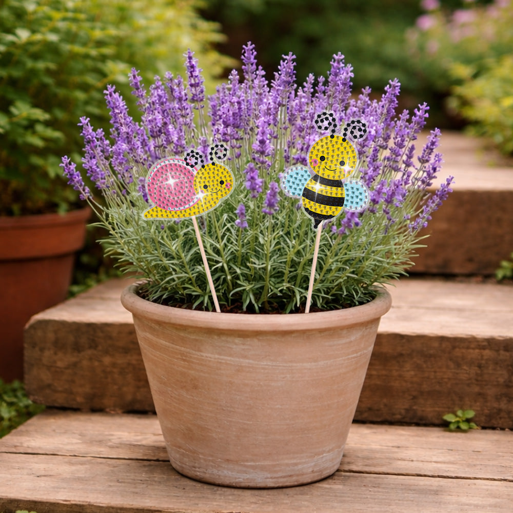 8 Pièces Insectes Utiles Broderie Diamant Piquets de Jardin