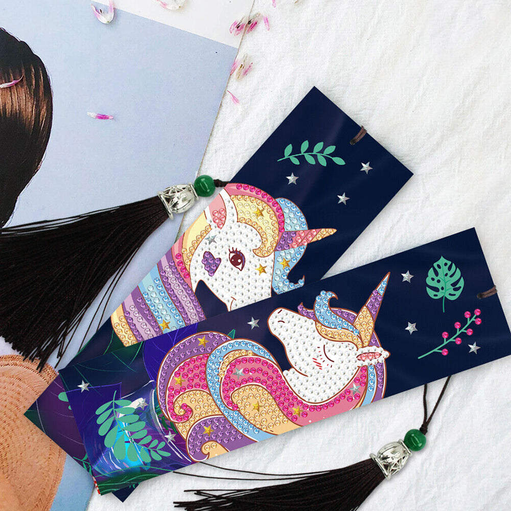 2Pcs de Marque-Pages en Cuir Licorne Colorée Broderie Diamant