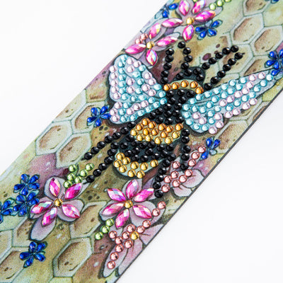 Marque-Pages en Cuir Abeille et Ruche Broderie Diamant