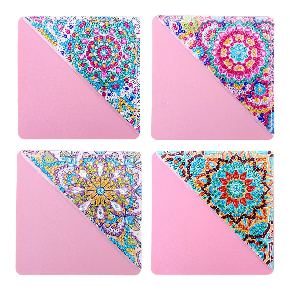 4Pcs de Marque-Pages avec Coins Protecteurs en PU Mandala Éblouissant Broderie Diamant