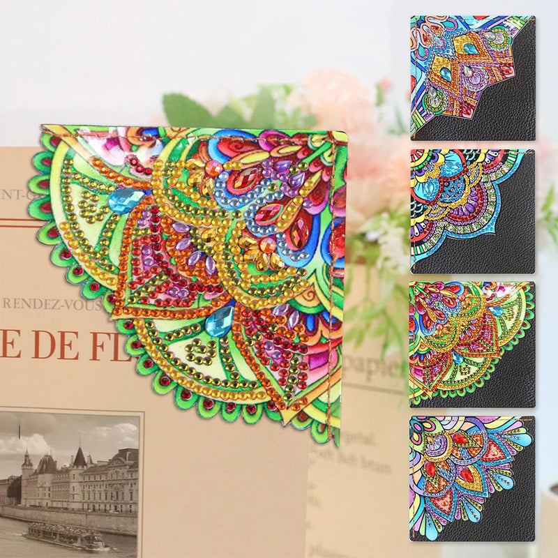 4Pcs de Marque-Pages Avec Coins Protecteurs en PU Mandala de Forme de Pétale Broderie Diamant