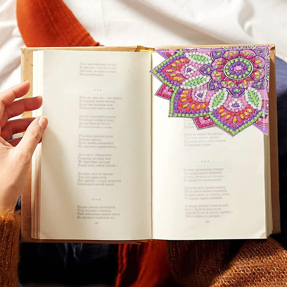 8Pcs de Marque-Pages avec Coins Protecteurs en PU Mandala Lotus Broderie Diamant