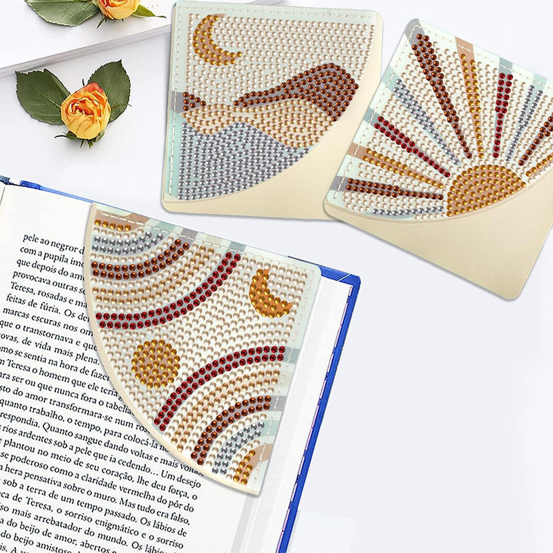 4Pcs de Marque-Pages Avec Coins Protecteurs en PU Soleil et Lune Broderie Diamant