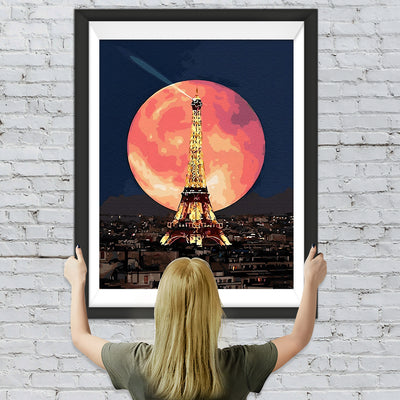 Tour Eiffel et la Lune Rouge Broderie Diamant