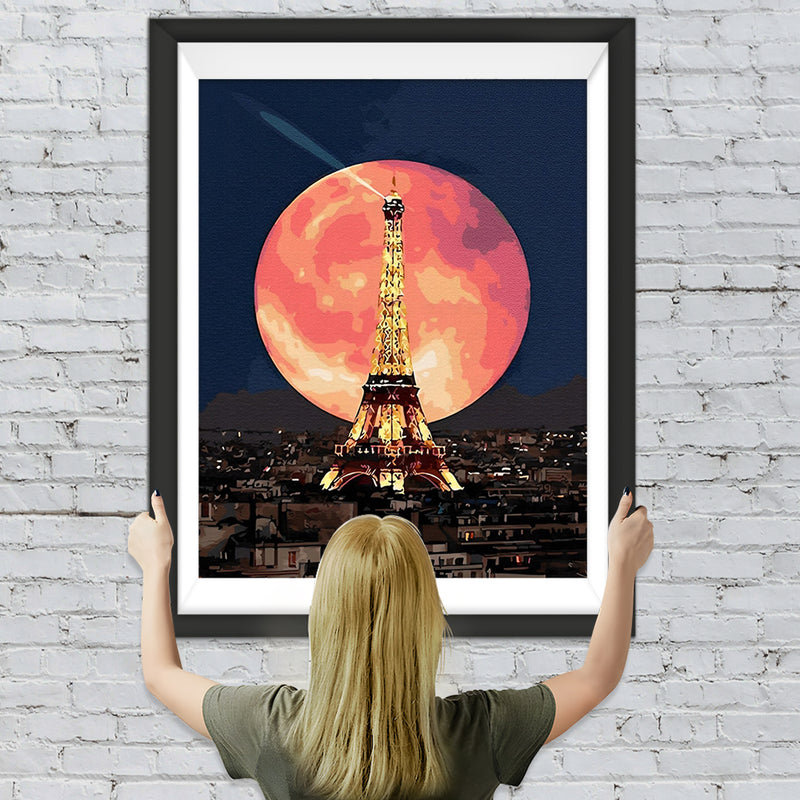 Tour Eiffel et la Lune Rouge Broderie Diamant
