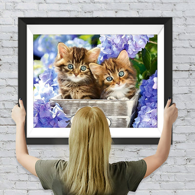 Chatons Tigrés et Hortensia Broderie Diamant
