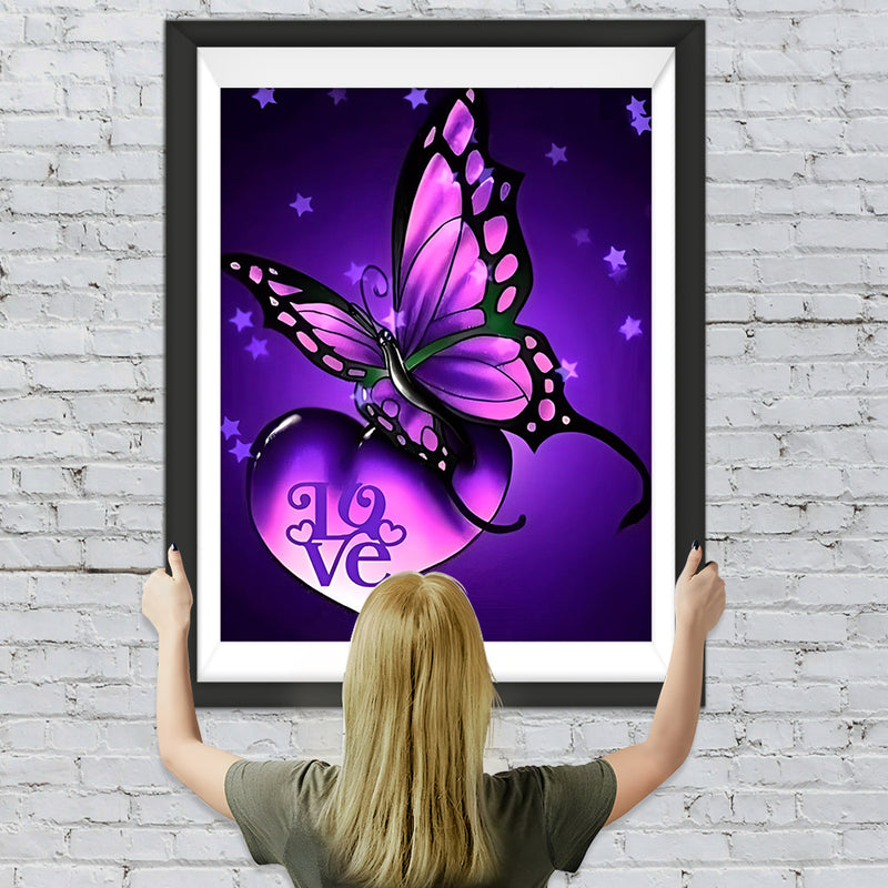 Papillon Violets et Coeur avec le Mot Love Broderie Diamant