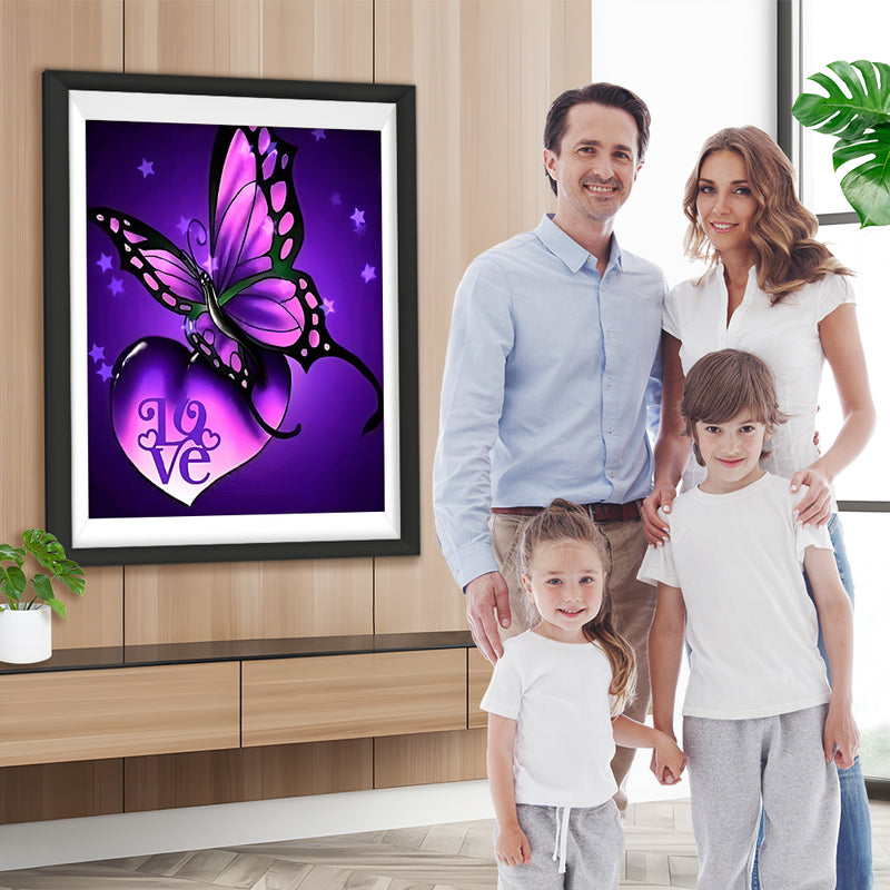 Papillon Violets et Coeur avec le Mot Love Broderie Diamant