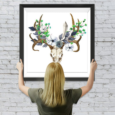 Cerf Squelette et Fleurs Blanches Broderie Diamant