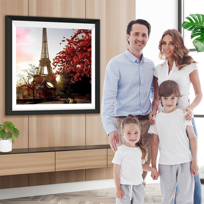 Tour Eiffel sous le Soleil Couchant Broderie Diamant