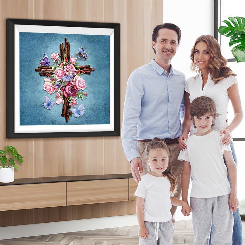 Roses et Papillons sur un Croix Christianisme Broderie Diamant