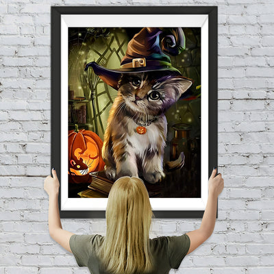Chaton Mignon avec un Chapeau de Sorcier Broderie Diamant