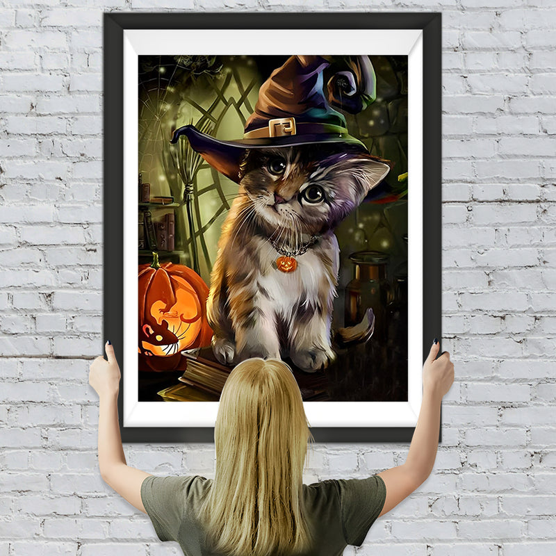 Chaton Mignon avec un Chapeau de Sorcier Broderie Diamant