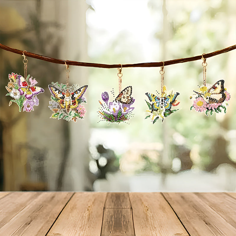 5Pcs de Porte-Clés Acryliques Double Face Papillon à Fleur Volant Broderie Diamant