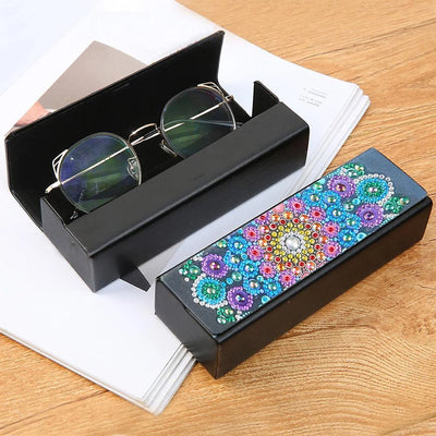 Étui de Rangement pour Lunettes en Cuir Mandala Bleu et Rouge Broderie Diamant