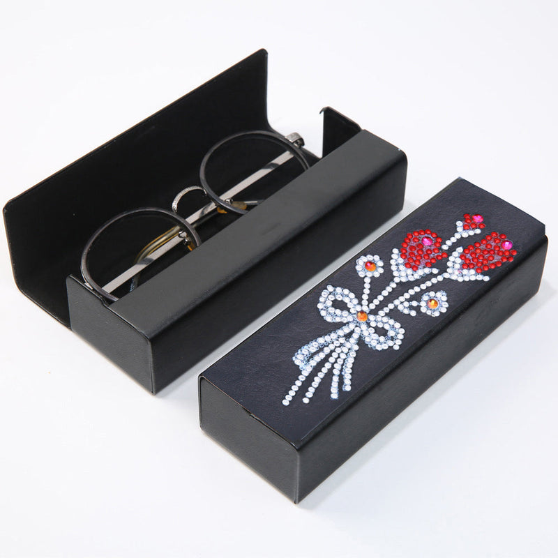 Étui de Rangement pour Lunettes en Cuir Roses Rouges Broderie Diamant