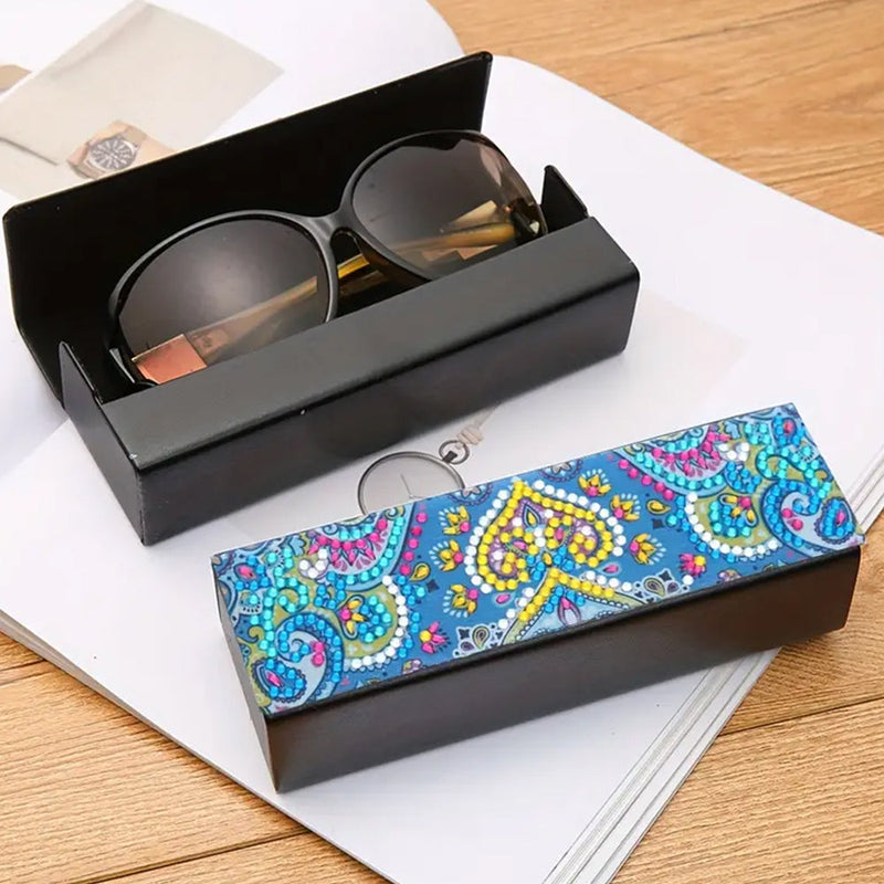 Étui de Rangement pour Lunettes en Cuir Mandala Cœur Jaune Broderie Diamant