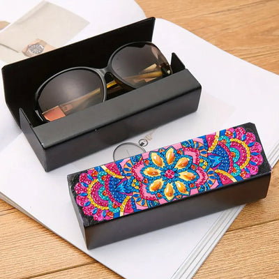 Étui de Rangement pour Lunettes en Cuir Mandala Bleu et Rouge Broderie Diamant