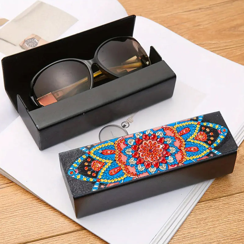 Étui de Rangement pour Lunettes en Cuir Mandala Bleu et Rouge Broderie Diamant