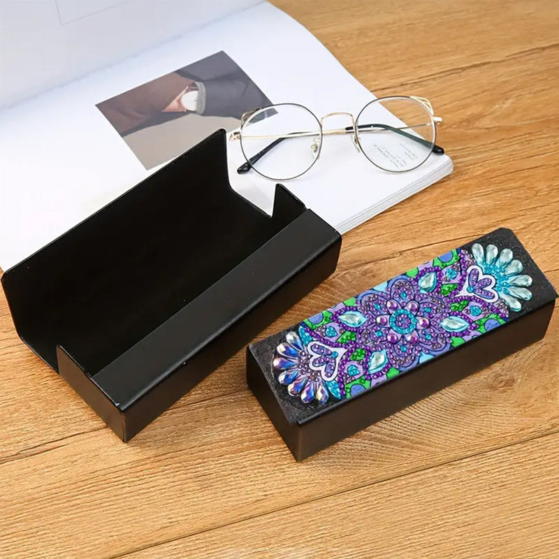 Étui de Rangement pour Lunettes en Cuir Mandala Violet Broderie Diamant