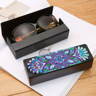 Étui de Rangement pour Lunettes en Cuir Mandala Violet Broderie Diamant