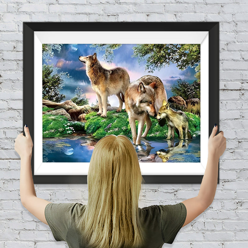 Famille de Trois Loups au Bord du Lac Broderie Diamant