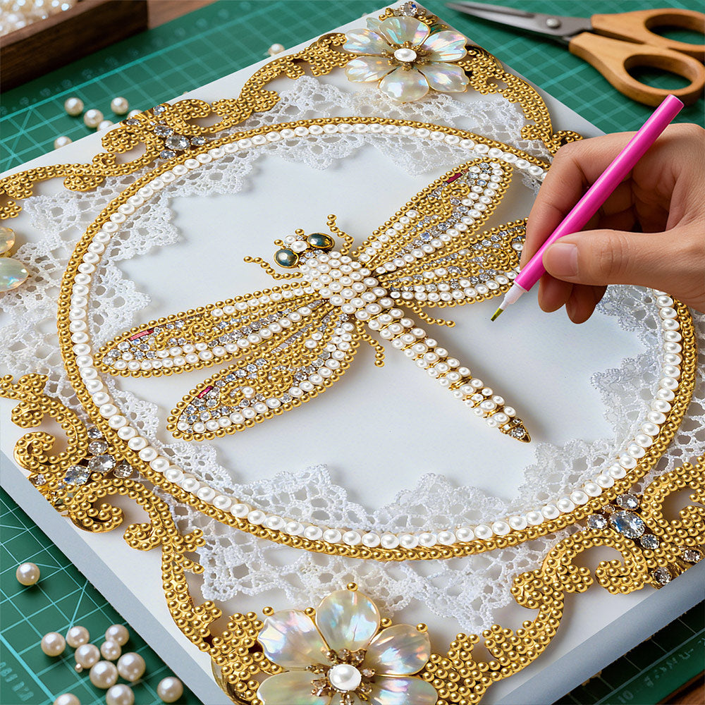 Broderie Diamant | Broderie Perle | Une Libellule Dorée