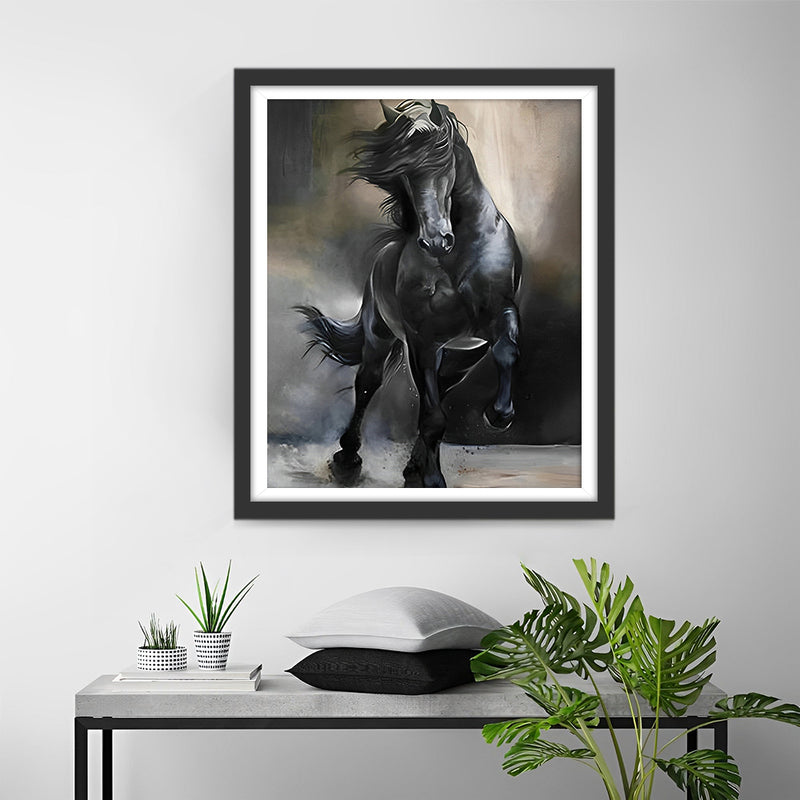Cheval Sombre Heureux en Course Broderie Diamant