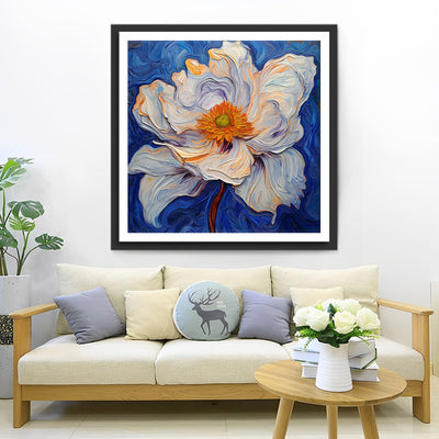 Fleur Blanche avec Étamines Oranges Broderie Diamant