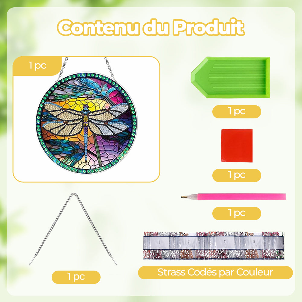 Libellule aux Ailes Déployées en Acrylique Pendentif Broderie Diamant