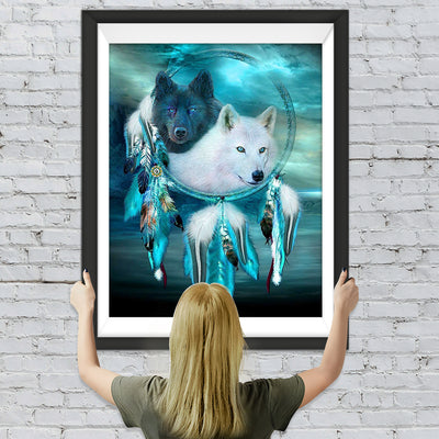 Loup Blanc et Loup Noir avec Capteur de Rêves Broderie Diamant