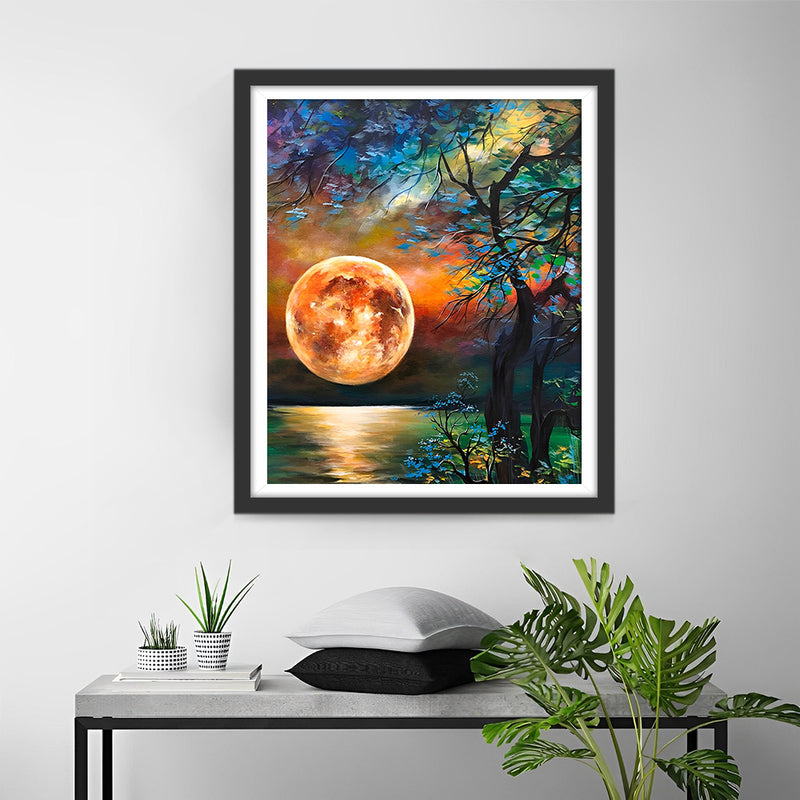 Lune Rouge et Arbre au Bord du Lac Broderie Diamant