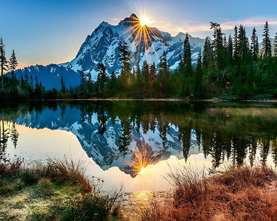 Montagne Enneigée et Lever de Soleil Broderie Diamant