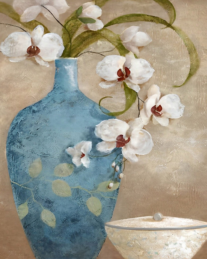 Orchidee Blanche dans un Vase Bleu Paon Broderie Diamant