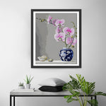 Orchidee dans un Vase en Porcelaine Bleue et Blanche Broderie Diamant