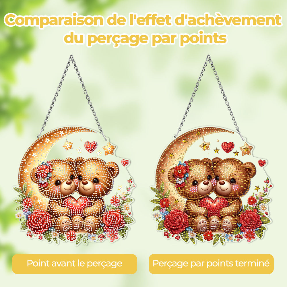 Ours Cartoons Amoureux sur la Lune en Acrylique Pendentif Broderie Diamant