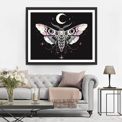 Papillon de Nuit et Lune Croissante Broderie Diamant