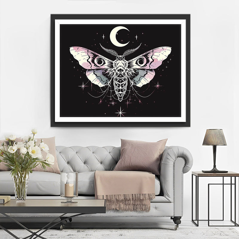Papillon de Nuit et Lune Croissante Broderie Diamant
