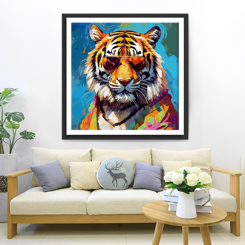 Tigre avec Lunettes de Soleil Stylees Broderie Diamant