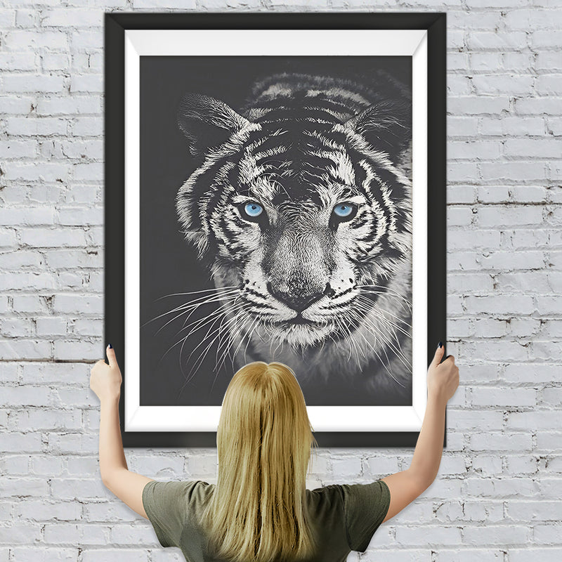 Tigre Blanc et Noir aux Yeux Bleus Broderie Diamant