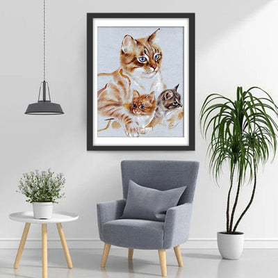 Chat Mère Orange et Ses Chatons Broderie Diamant