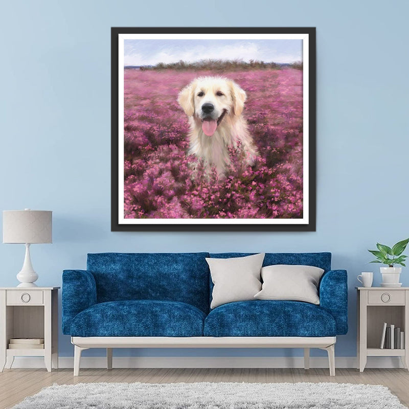 Chien Golden Retriever au Milieu de Fleurs Violettes Broderie Diamant