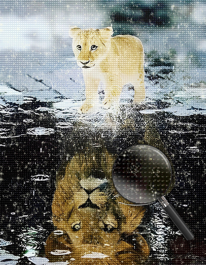 Lionceau et Grand Lion dans le Reflet Animal Broderie Diamant