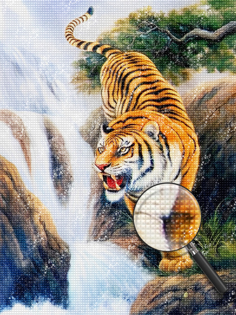 Tigre et Cascade Broderie Diamant