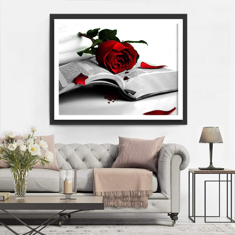 Rose Rouge et Livre Broderie Diamant