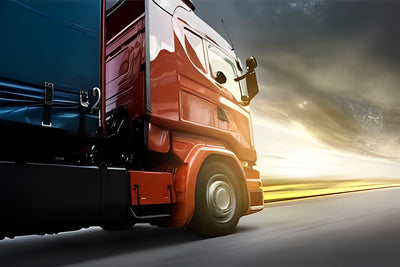 Camion de Livraison Rouge Broderie Diamant