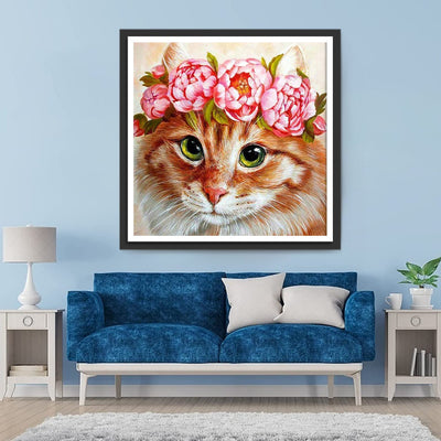 Chat Orange à Poil Long avec Couronne de Fleurs Broderie Diamant