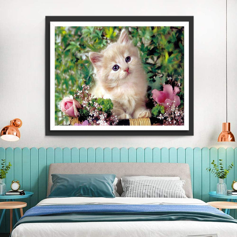 Chaton Doré sur Panier de Fleurs Broderie Diamant