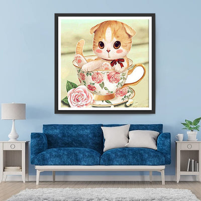Chaton Orange dans une Tasse de Café Broderie Diamant