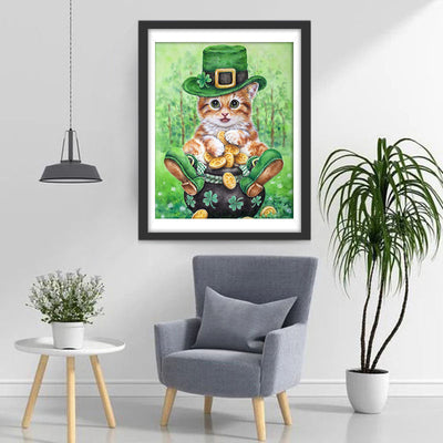 Chaton Orange en Haut-de-Forme Vert Broderie Diamant